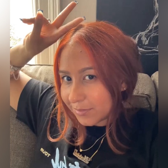 Meet your Posher, Joshlyn - Picture 1 of 1